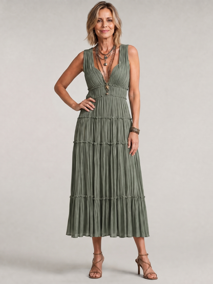 Somala | Vestido midi plisado sin mangas con escote en V y en capas