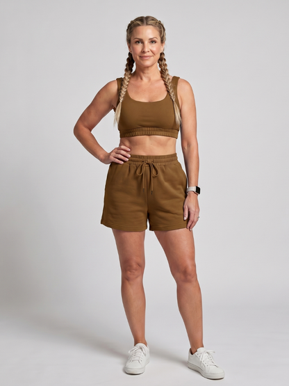 Lysem | Top corto sin mangas con escote en U y conjunto de shorts