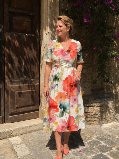 Corinne | Vestido midi estampado floral de manga corta con escote en V