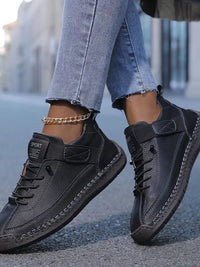 Mia Orthopaedic Trainers