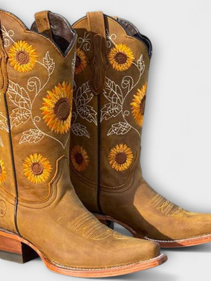 ZYRELLE | WESTERN SUEDE COWBOY BOOTS